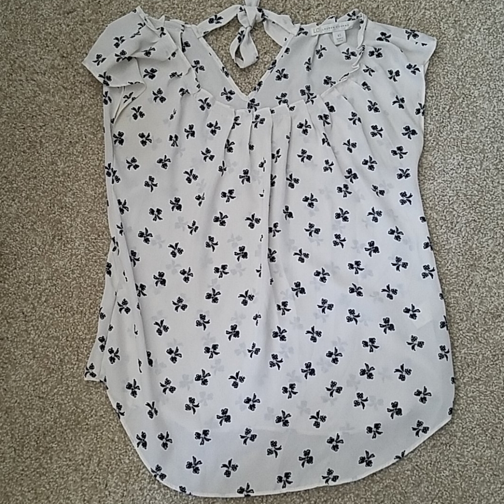 Black & White How Blouse